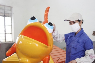GUANGZHOU VISON INTERNATIONAL WATER PARK EQUIPMENT CO.,LTD factory production line