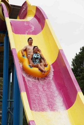 Giant Aqua Park Equipment Exciting Swwiming Pool Waterslides For Water Park