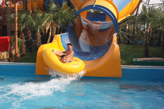 Indoor / Outdoor Commercial Fiberglass Water Slides Park Of Medium Tornado Water Ride