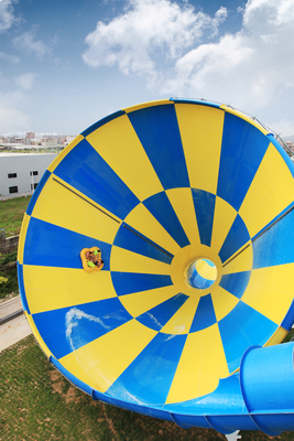 Newest Design Amusement Fiberglass Water Slides for Adventure Water Park In China