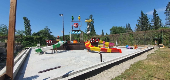 Customzied Fiberglass Vison Boat Waterparks Slide Park Equipment Factory