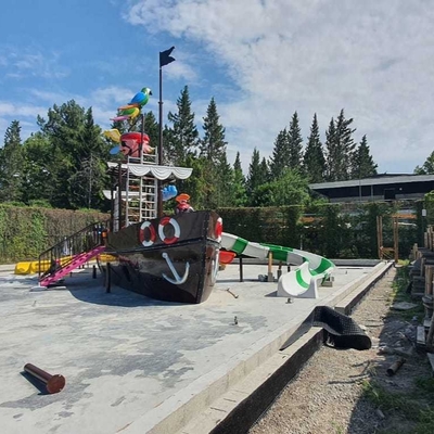 Customzied Fiberglass Vison Boat Waterparks Slide Park Equipment Factory