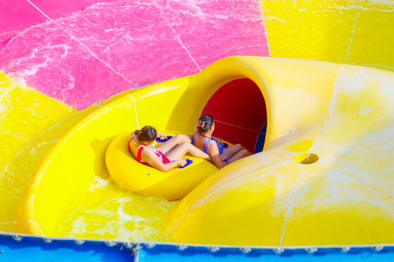 Durable Aqua Park Equipment Featuring Super Bowl Slide Design with Stainless Steel Support and Customized Color Options