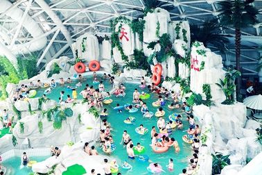 Fiberglass Aqua Park Equipment For Hotel Lazy River , Family On Summer Vacation in Aqua Park
