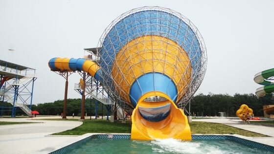 Tornado Slide Fiberglass Water Slide with 4-Person Raft 720 Riders/Hour and Hot-Dip Galvanized Steel