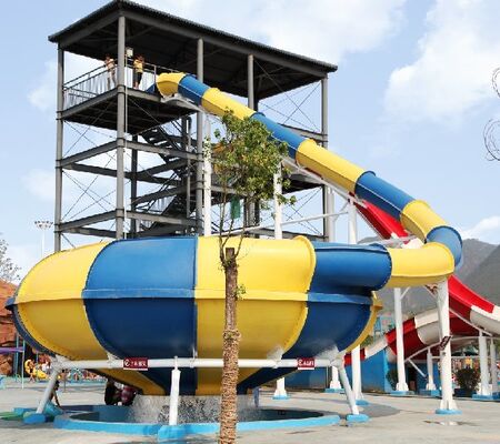 Space Bowl Water Slide with 10.65m Platform Height, 180-person Capacity, and Hot-dip Galvanized Steel Structure