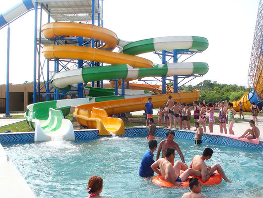Multi Lane Customized Spiral Water Slide for Water Parks - SGS Audited Manufacturer