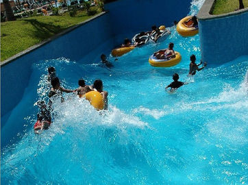 Fiberglass Aqua Park Equipment For Hotel Lazy River , Family On Summer Vacation in Aqua Park